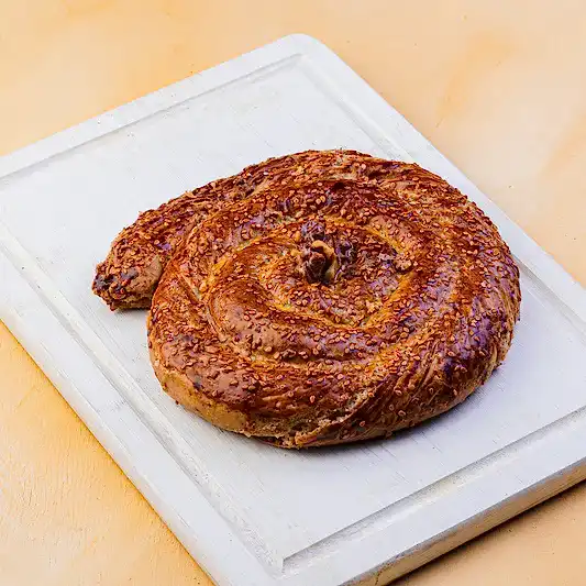TAHİNLİ CEVİZLİ ÇÖREK